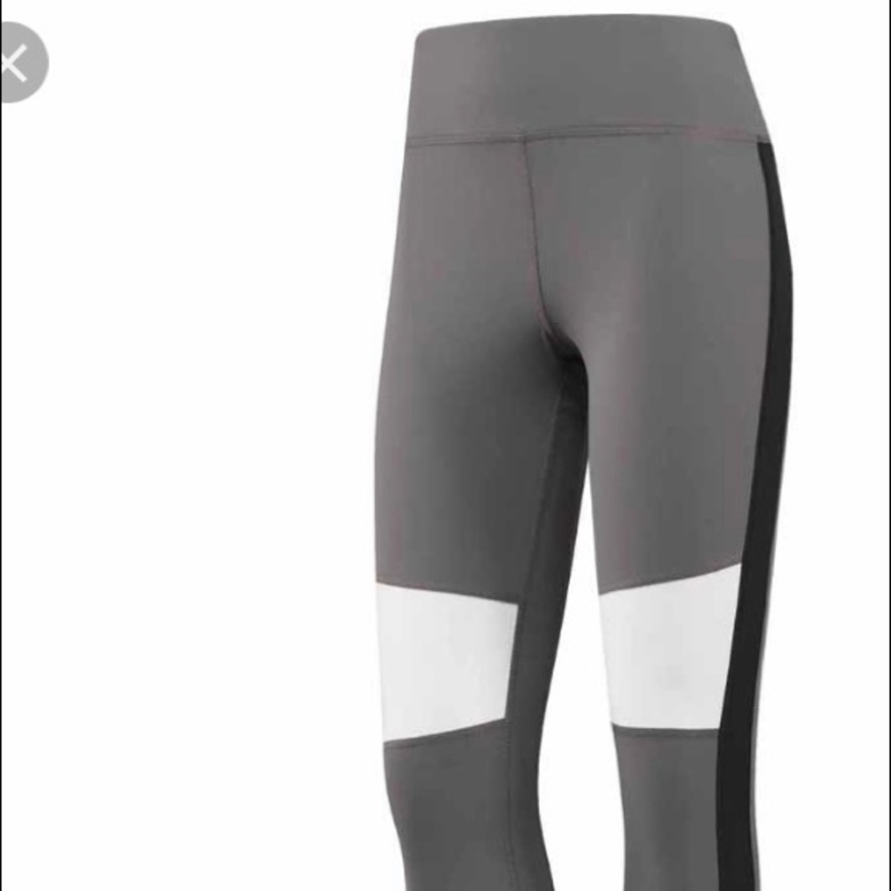 Reebok color block legging